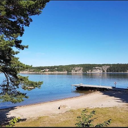 Vandrarhem, Hostel In Haellestrand Semesterby Strömstad Eksteriør bilde